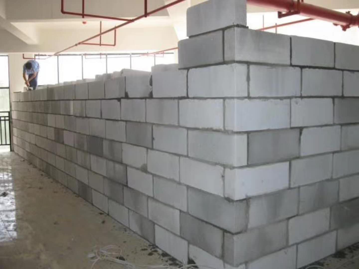 商州蒸压加气混凝土砌块承重墙静力和抗震性能的研究